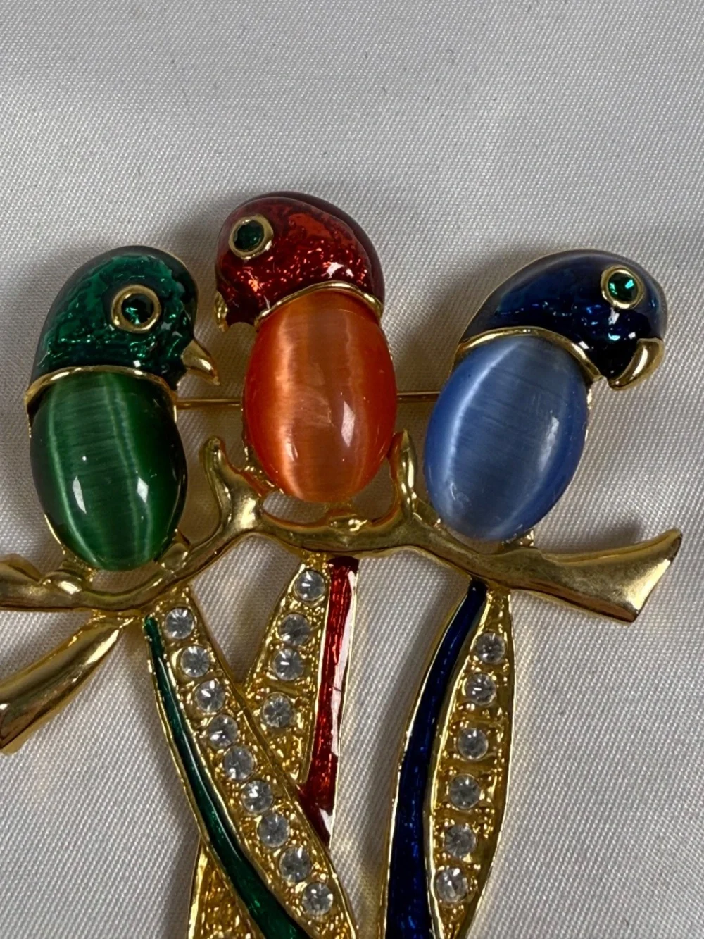 Vintage Colorful Three Bird Parrot Brooch Rhinestone Cat Eye Gold Tone
